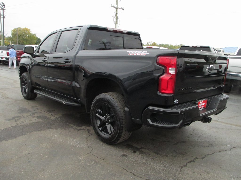 Used 2021 Chevrolet Silverado 1500 LT Trail Boss w/ LT Trail Boss Premium Package image 7