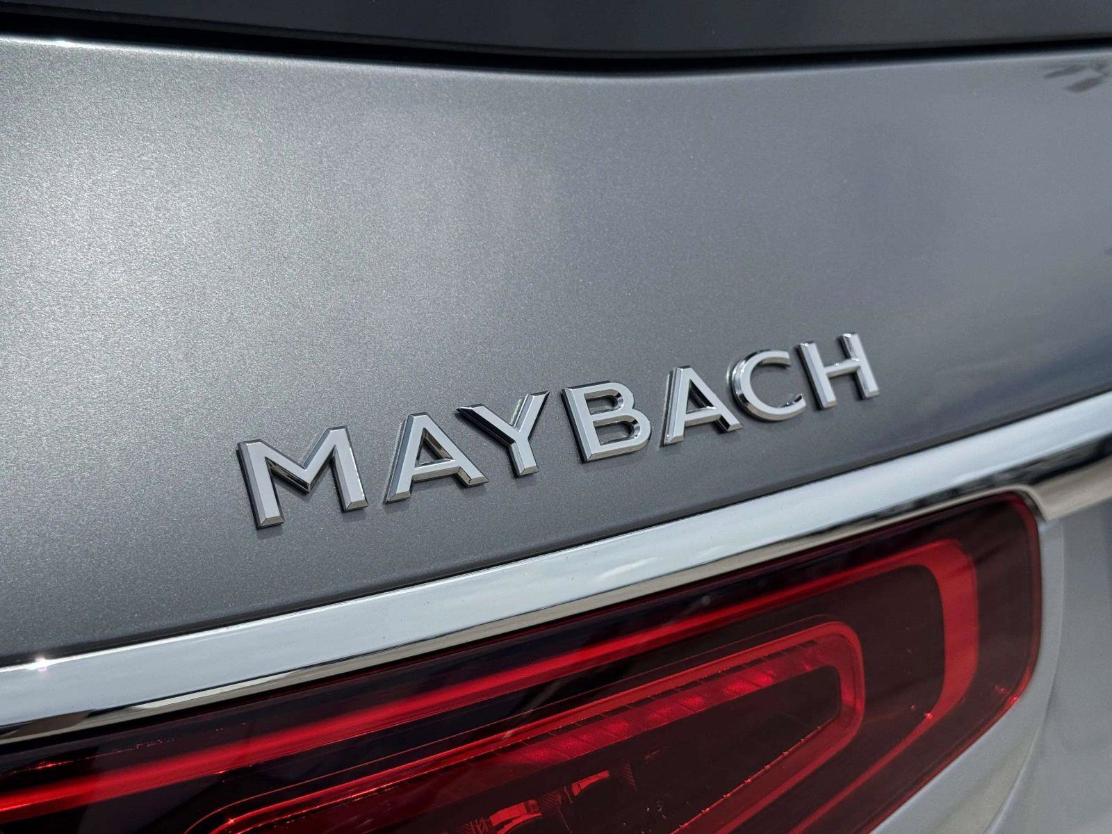 Used 2022 Mercedes-Benz Maybach GLS 600 4MATIC image 21