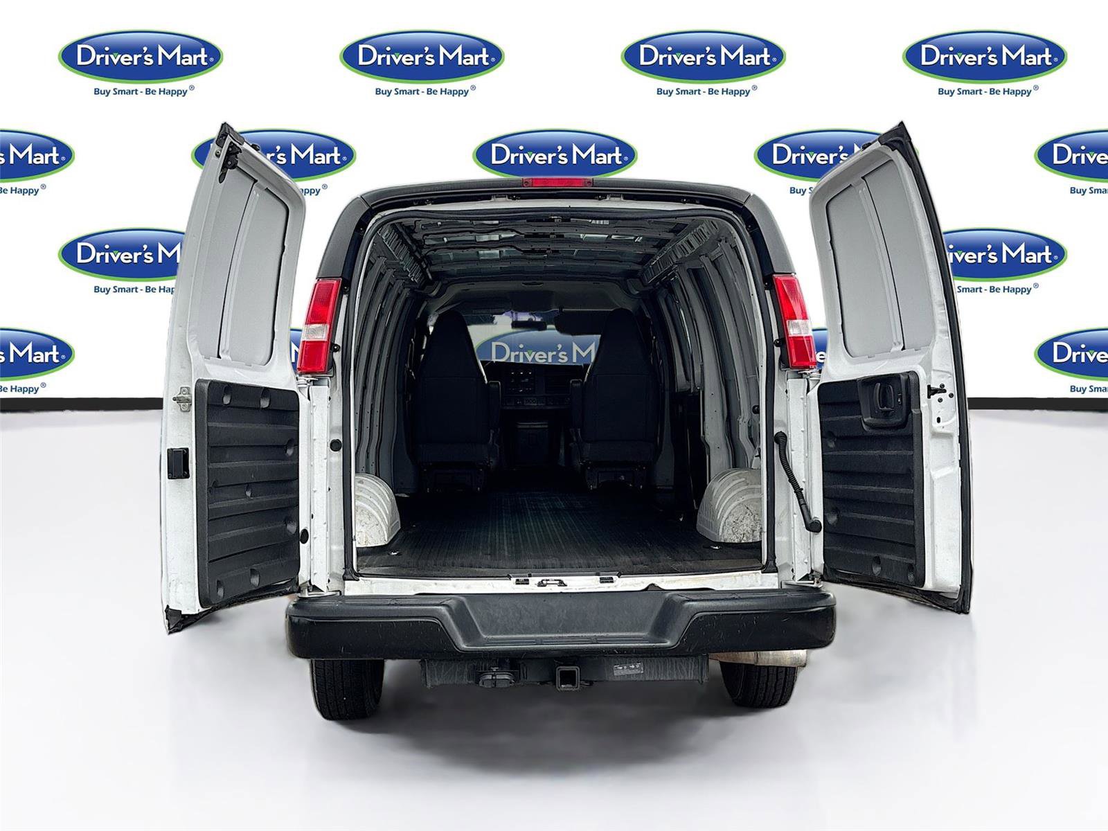 Used 2020 Chevrolet Express 2500 Extended w/ Communications Package image 22