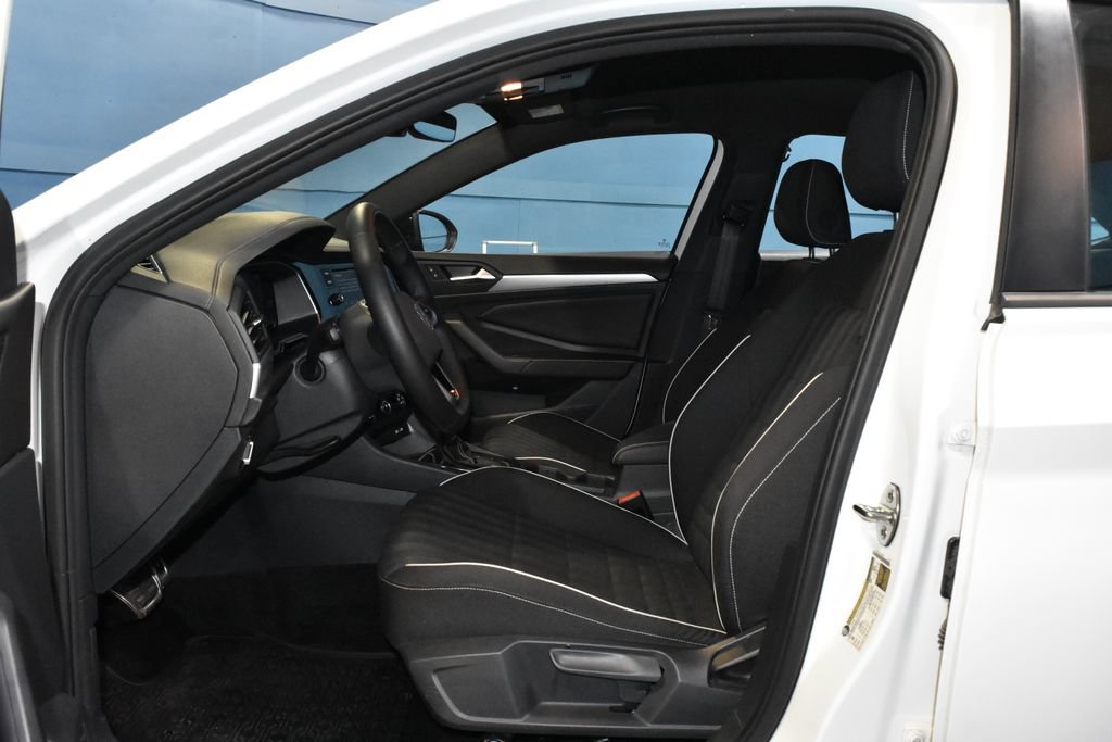 Certified 2024 Volkswagen Jetta Sport FWD image 7