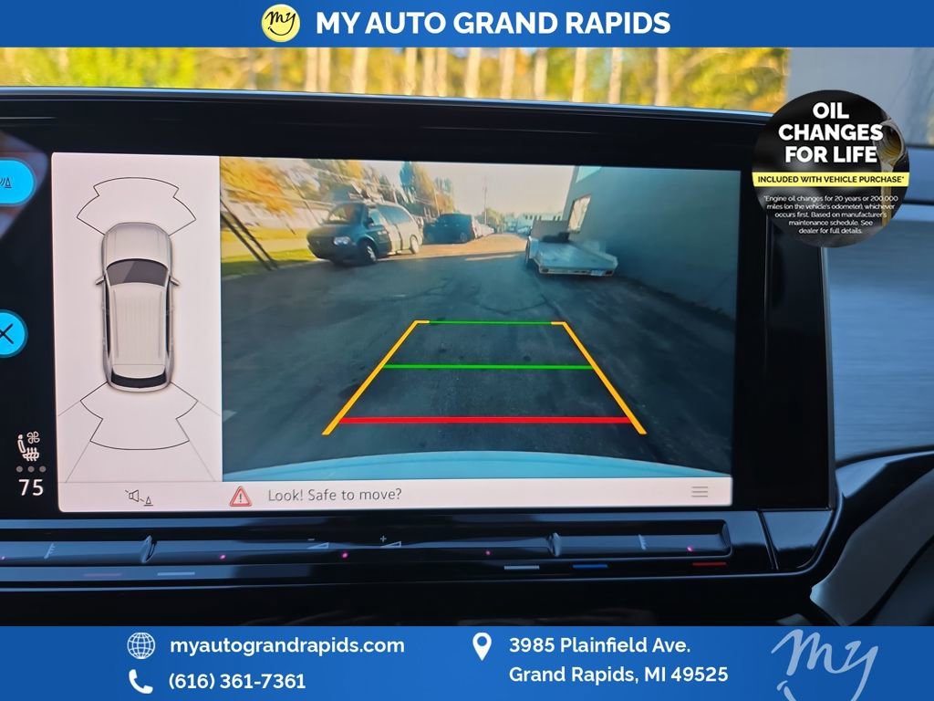 Used 2024 Volkswagen Atlas Cross Sport SE image 21