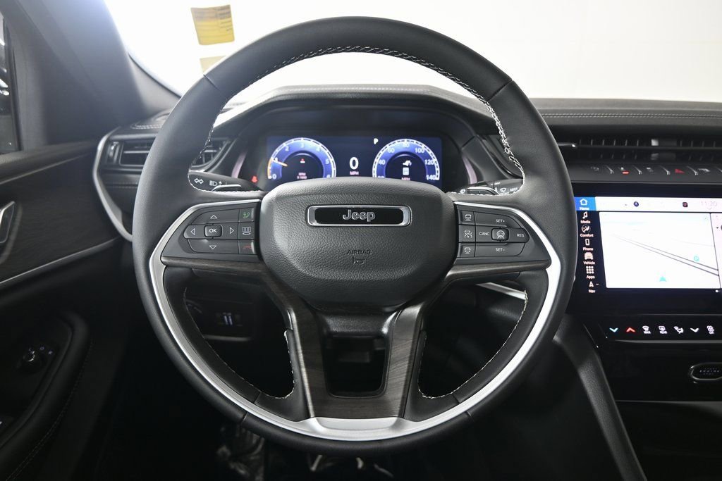 New 2026 Jeep Grand Cherokee Laredo image 33