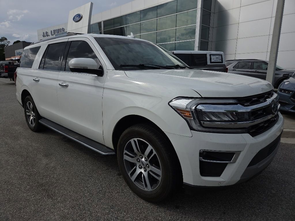 Used 2022 Ford Expedition Max Limited RWD image 1