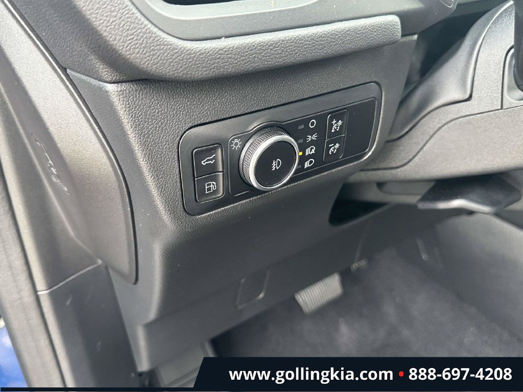 Used 2023 Ford Escape SE FWD image 19