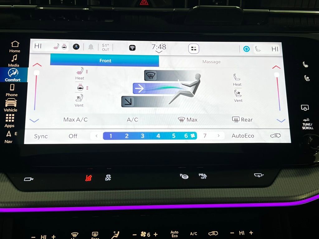 Used 2024 Jeep Wagoneer Launch Edition image 18