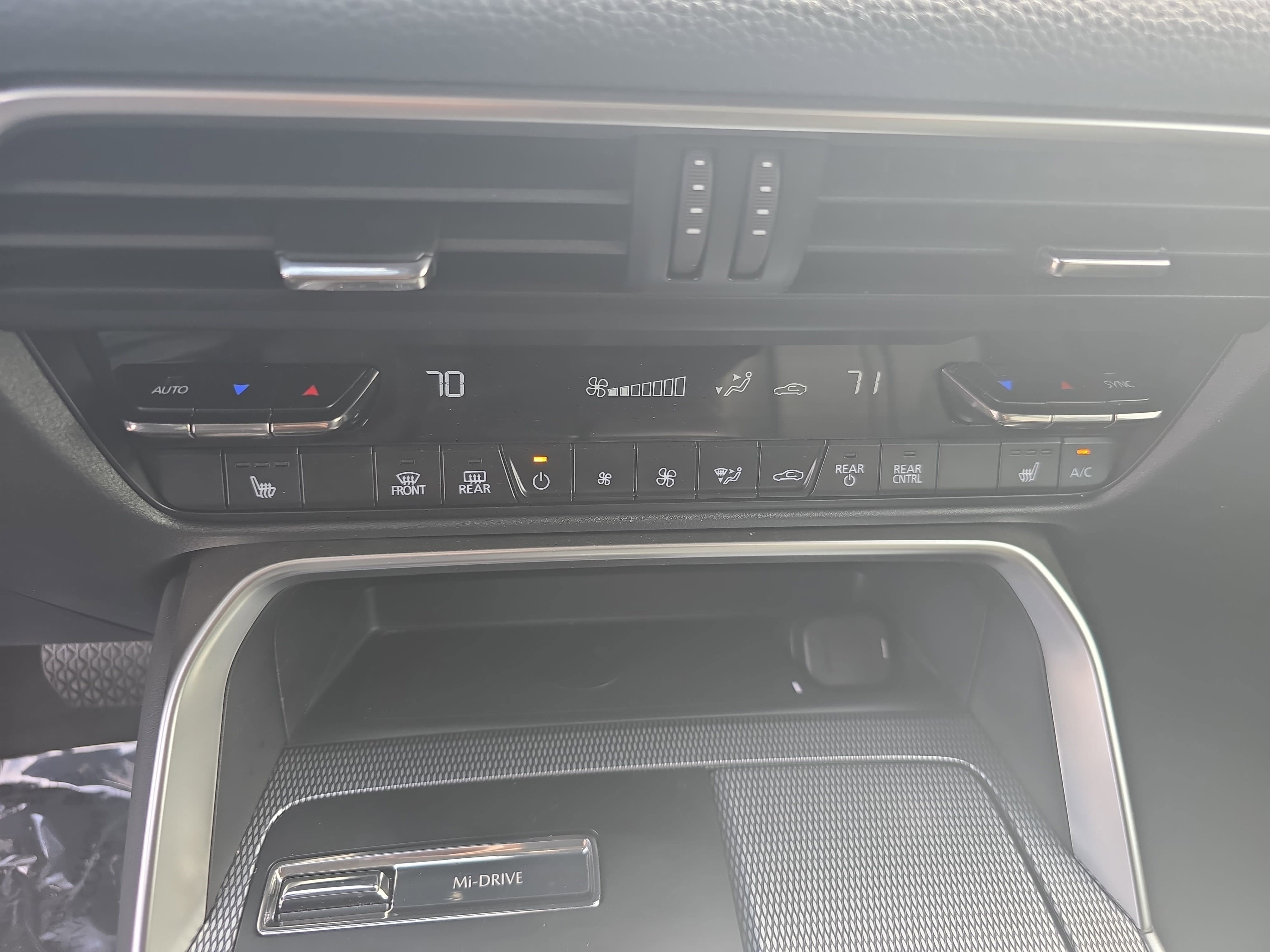 Used 2025 MAZDA CX-90 3.3 Turbo w/ Preferred Package image 20