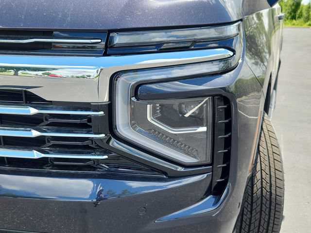 New 2026 Chevrolet Suburban LT w/ Comfort Package AWD/4WD image 10