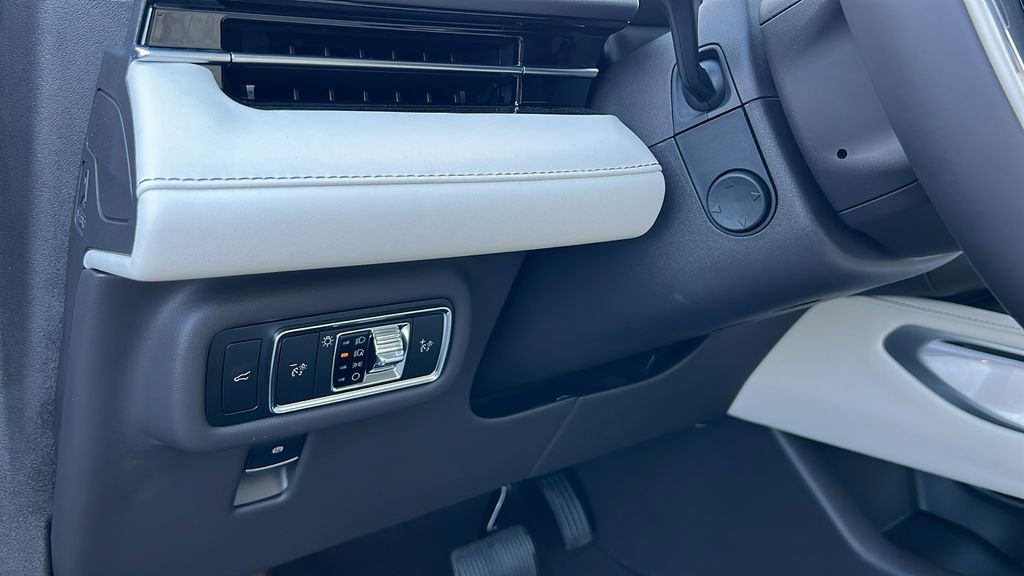 New 2026 Lincoln Nautilus Black Label image 12