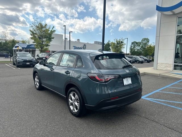 Used 2023 Honda HR-V LX image 6
