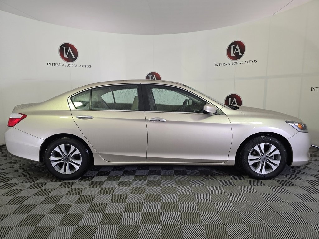 Used 2015 Honda Accord LX image 3