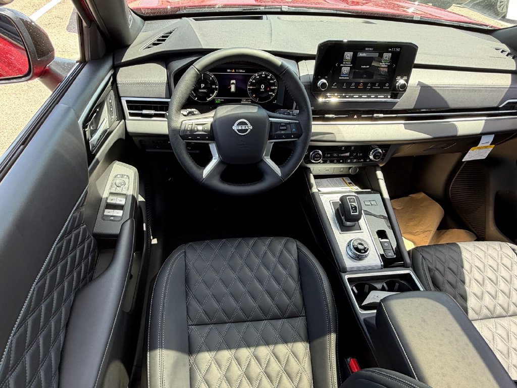 New 2026 Nissan Rogue Platinum AWD/4WD image 13