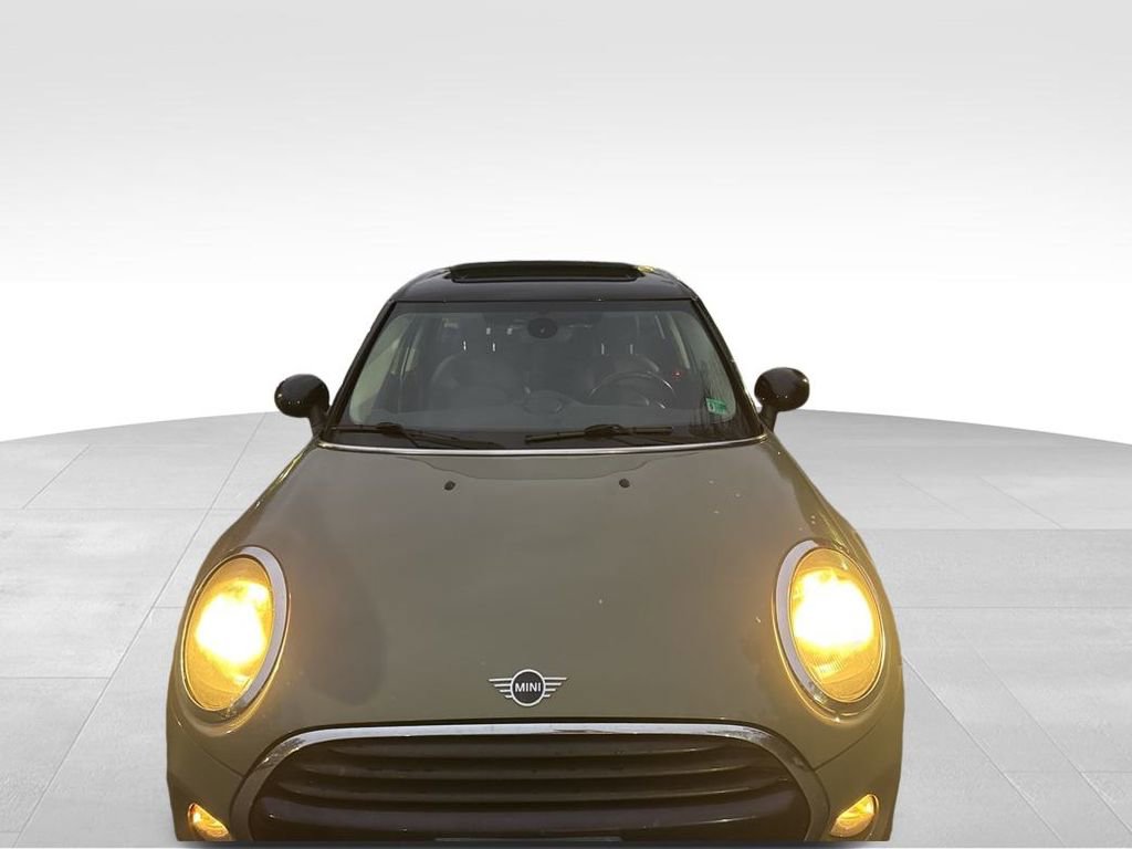 Used 2019 MINI Cooper 4-Door Hardtop image 34