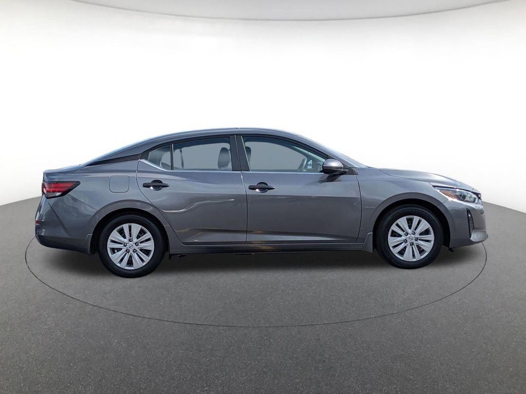 Used 2025 Nissan Sentra S FWD image 4