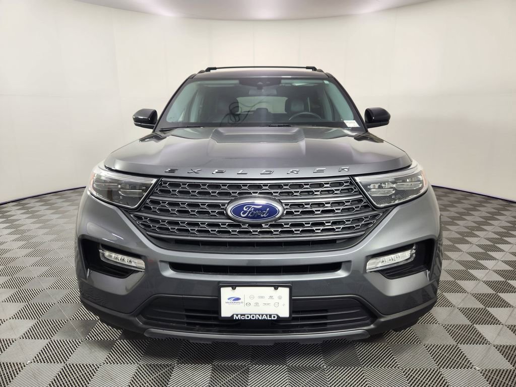 Used 2023 Ford Explorer XLT w/ Equipment Group 202A AWD/4WD image 7