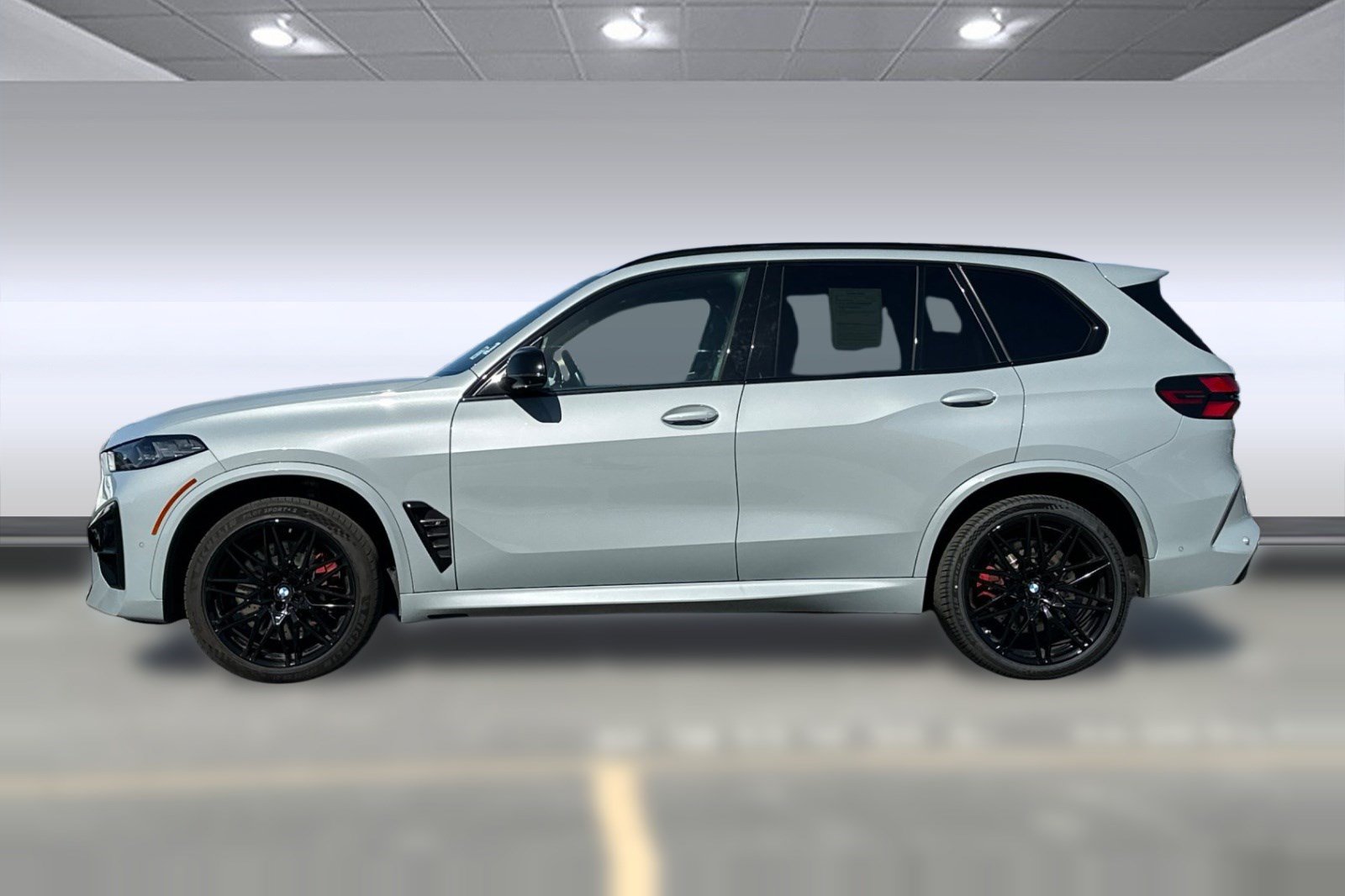 Used 2024 BMW X5 M Competition w/ Executive Package AWD/4WD image 2