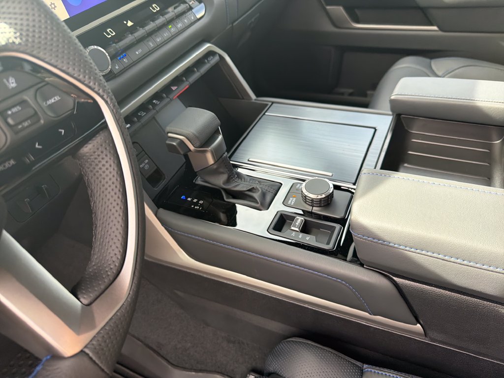 New 2026 Toyota Tundra Platinum AWD/4WD image 24