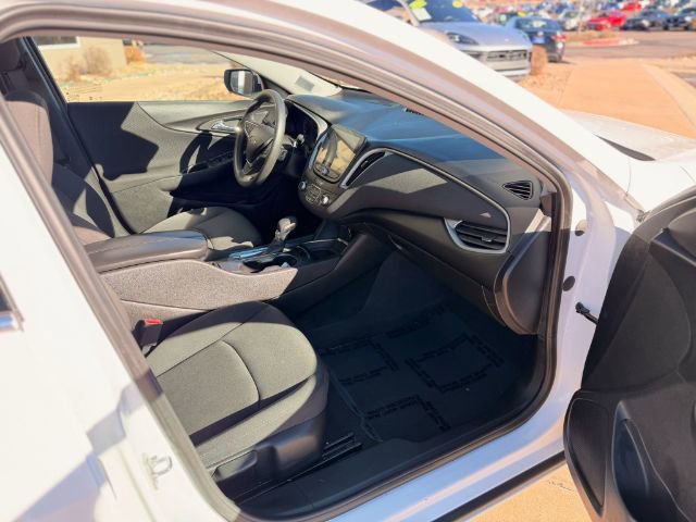 Used 2023 Chevrolet Malibu LT image 19