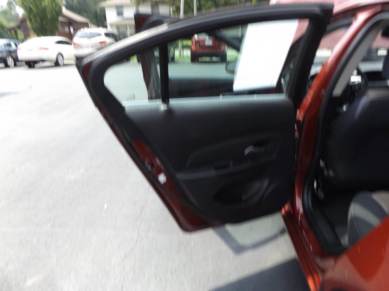 Used 2016 Chevrolet Cruze LT image 19