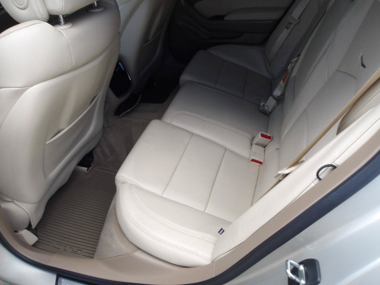 Used 2014 Cadillac CTS Luxury RWD image 17