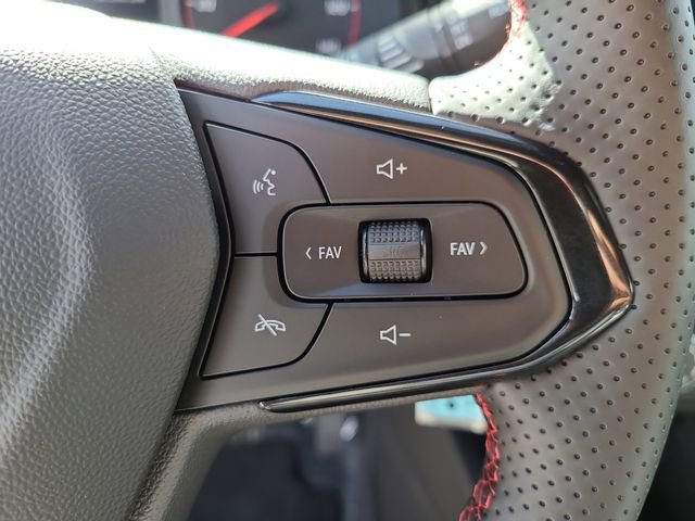 New 2026 Chevrolet Trax RS FWD image 23