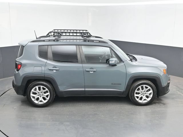Used 2018 Jeep Renegade Altitude FWD image 38
