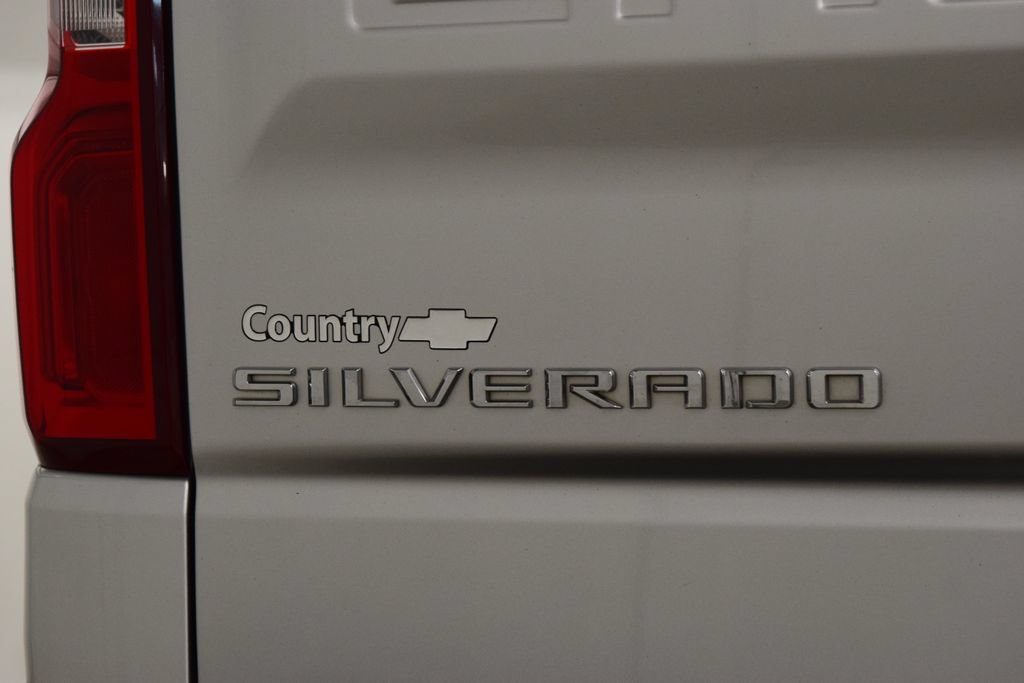 Used 2019 Chevrolet Silverado 1500 LTZ w/ LTZ Premium Package AWD/4WD image 24