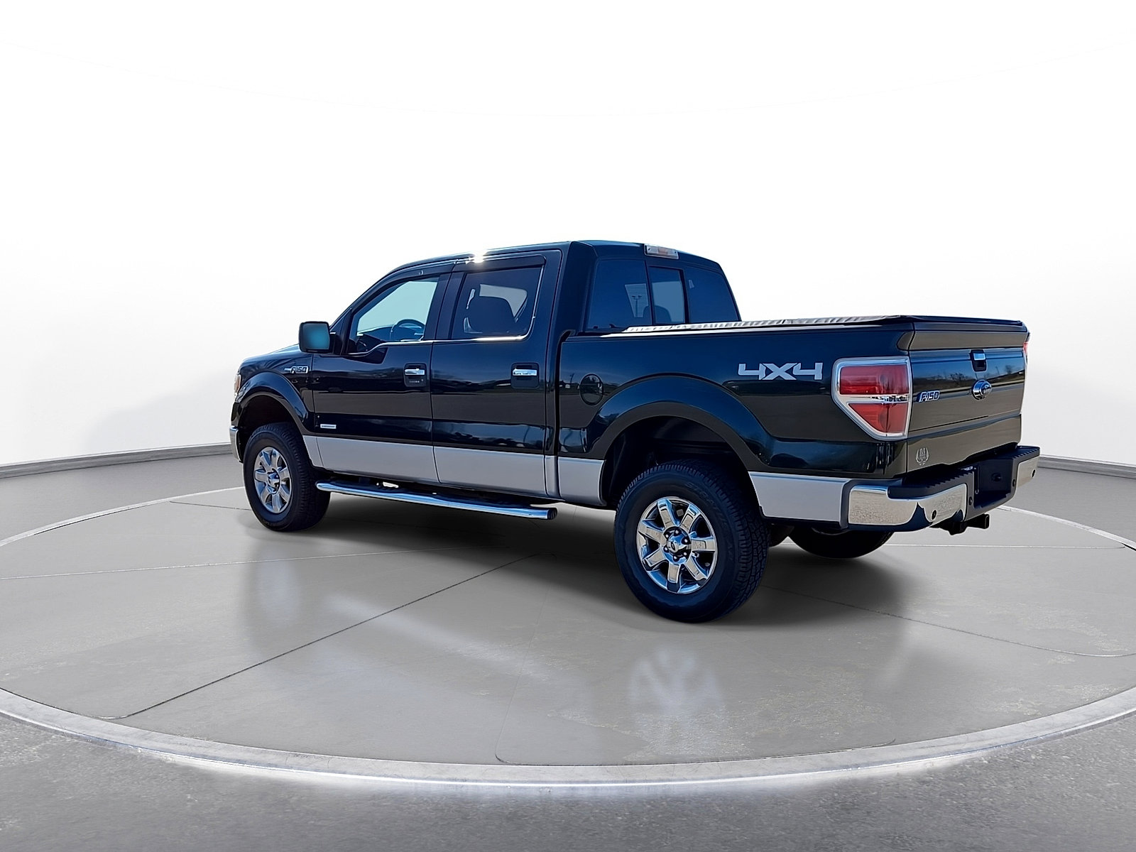 Used 2013 Ford F150 XLT w/ Luxury Equipment Group AWD/4WD image 6