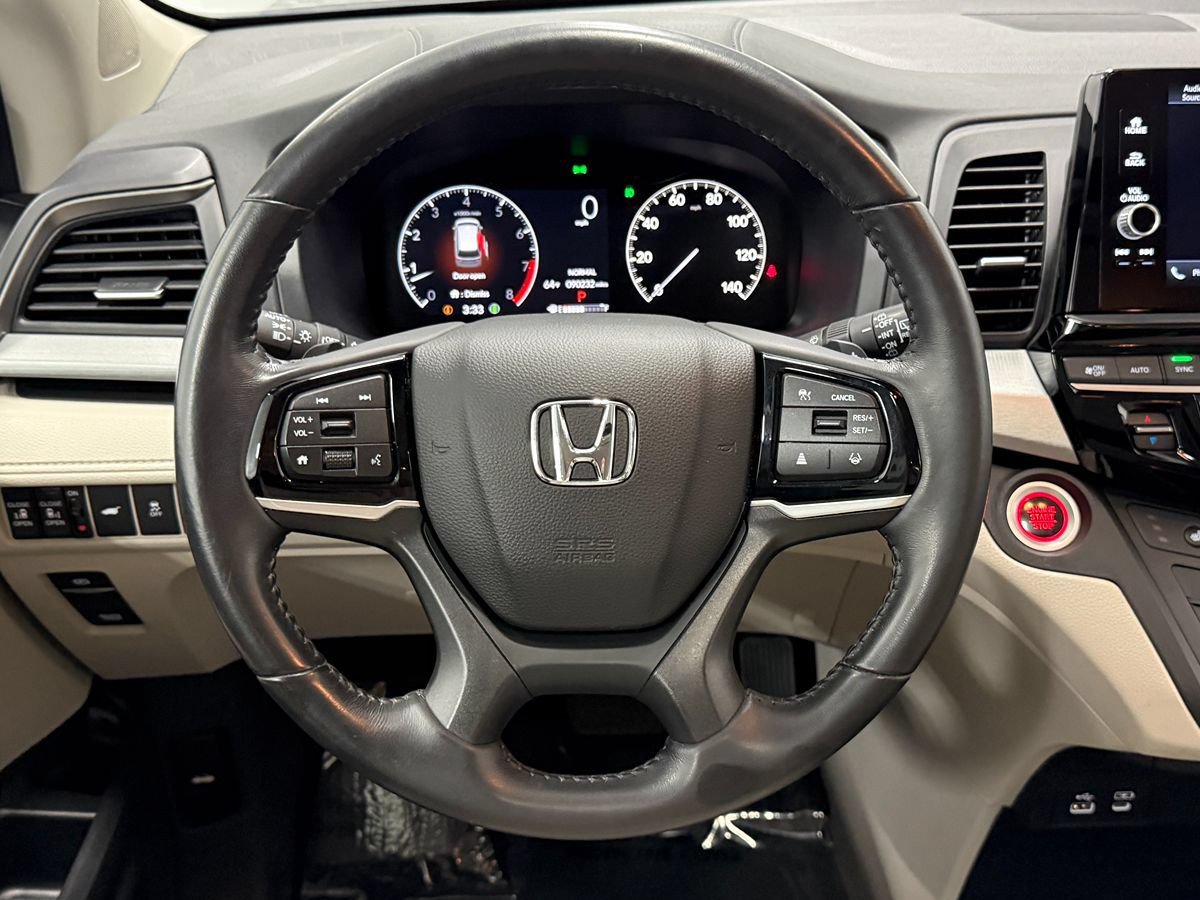 Used 2025 Honda Odyssey EX-L image 16