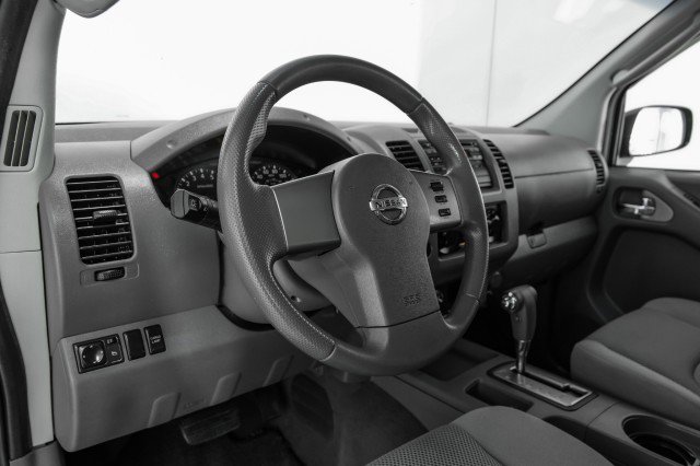 Used 2008 Nissan Frontier SE w/ SE Value Truck Pkg image 12