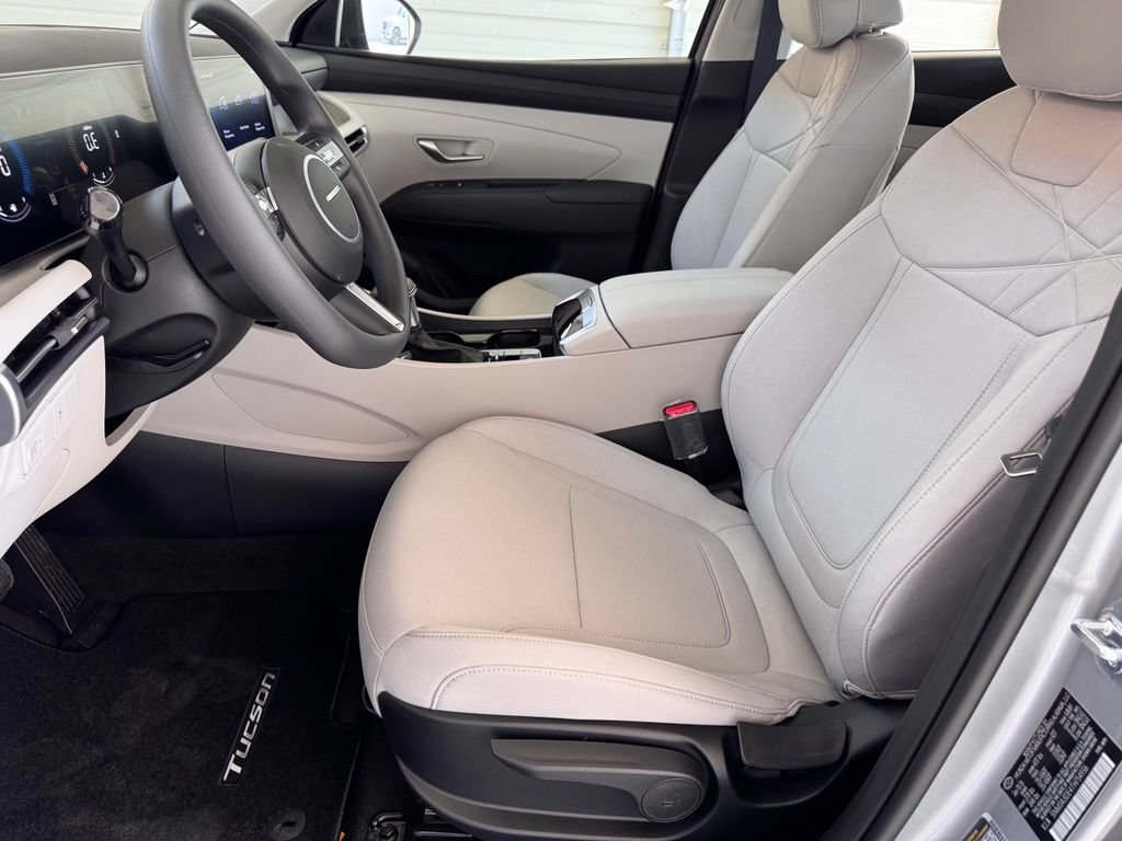 New 2026 Hyundai Tucson SE FWD image 6