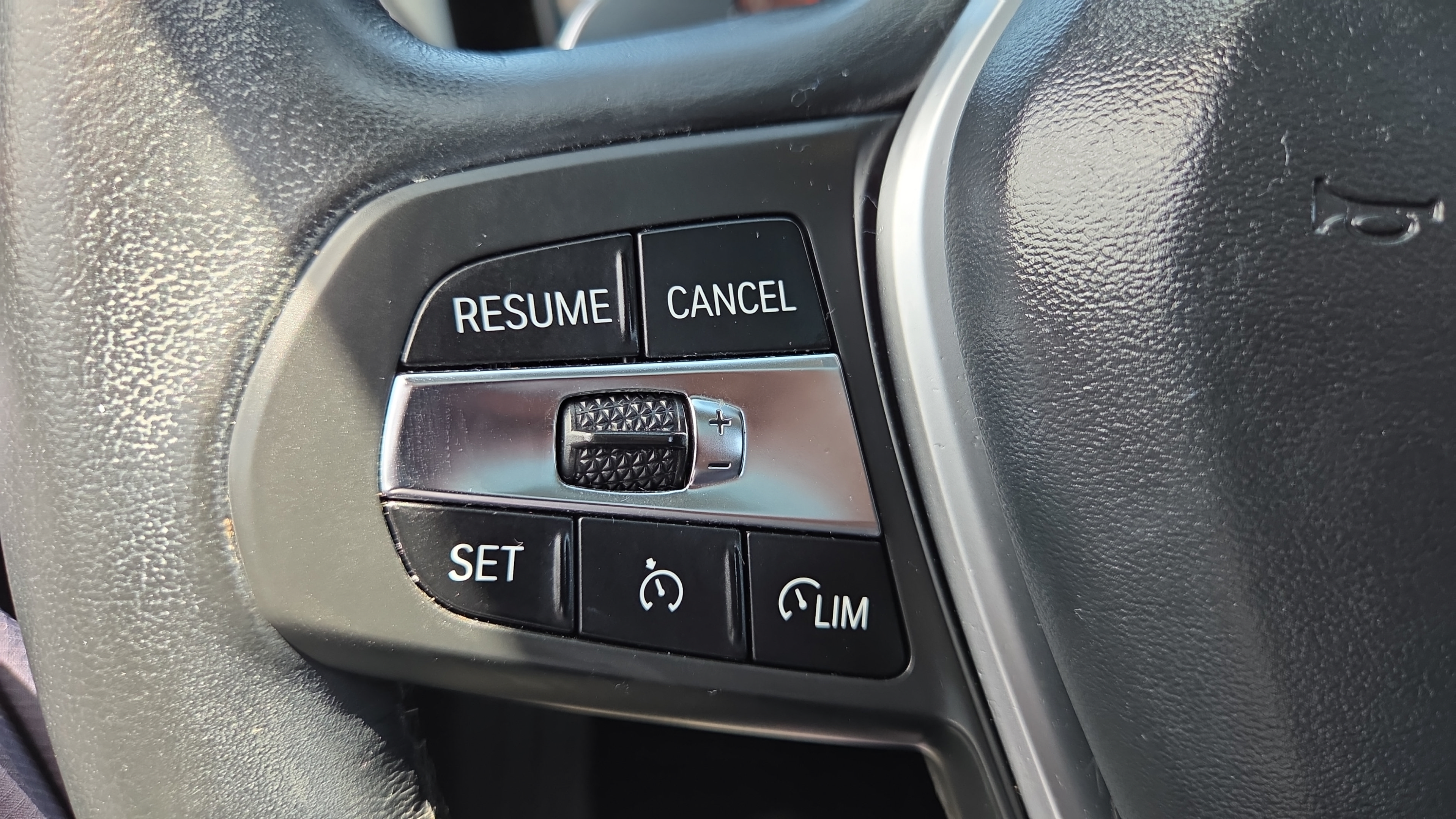 Used 2022 BMW 330i Sedan w/ Driving Assistance Package RWD image 22