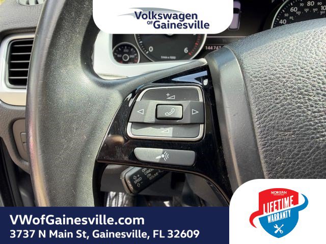 Used 2014 Volkswagen Touareg Executive AWD/4WD image 22