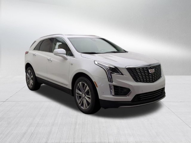 New 2026 Cadillac XT5 Premium Luxury w/ LPO, Floor Liner Package AWD/4WD image 3