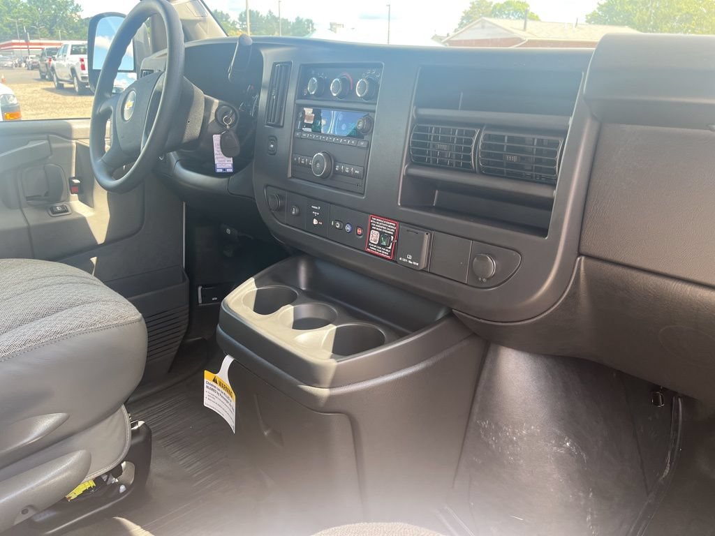 New 2025 Chevrolet Express 3500 Extended w/ Driver Convenience Package RWD image 12