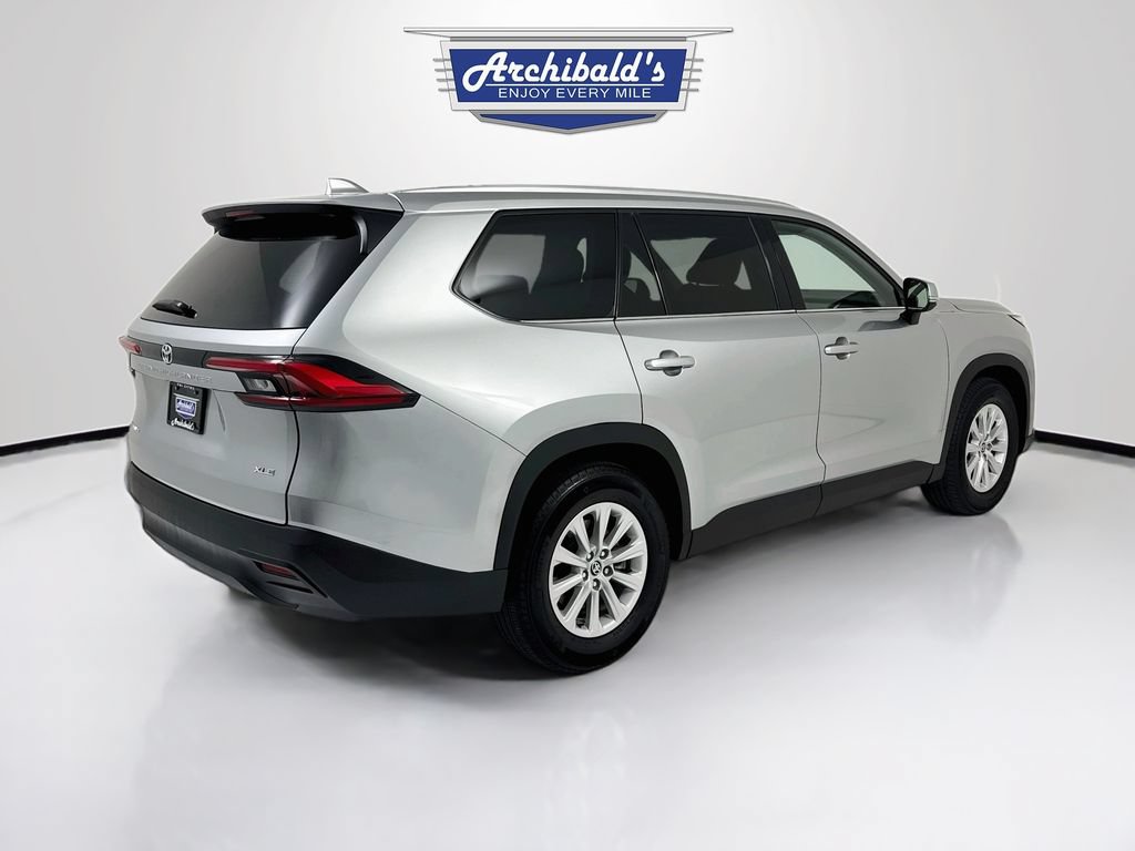 Used 2024 Toyota Grand Highlander AWD Hybrid image 8