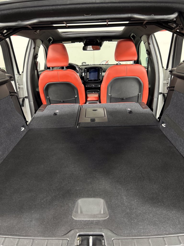 Used 2019 Volvo XC40 T5 Momentum AWD/4WD image 20
