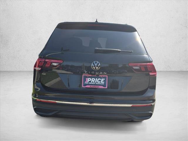 Used 2024 Volkswagen Tiguan SE FWD image 7