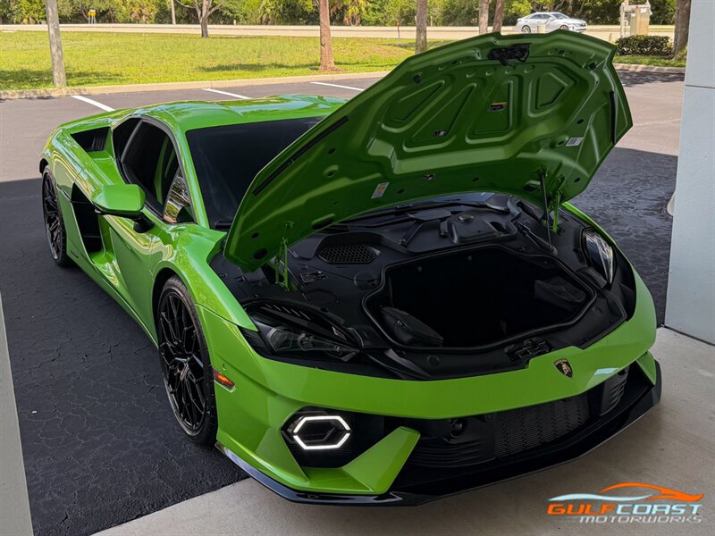 Used 2026 Lamborghini Temerario AWD/4WD image 33