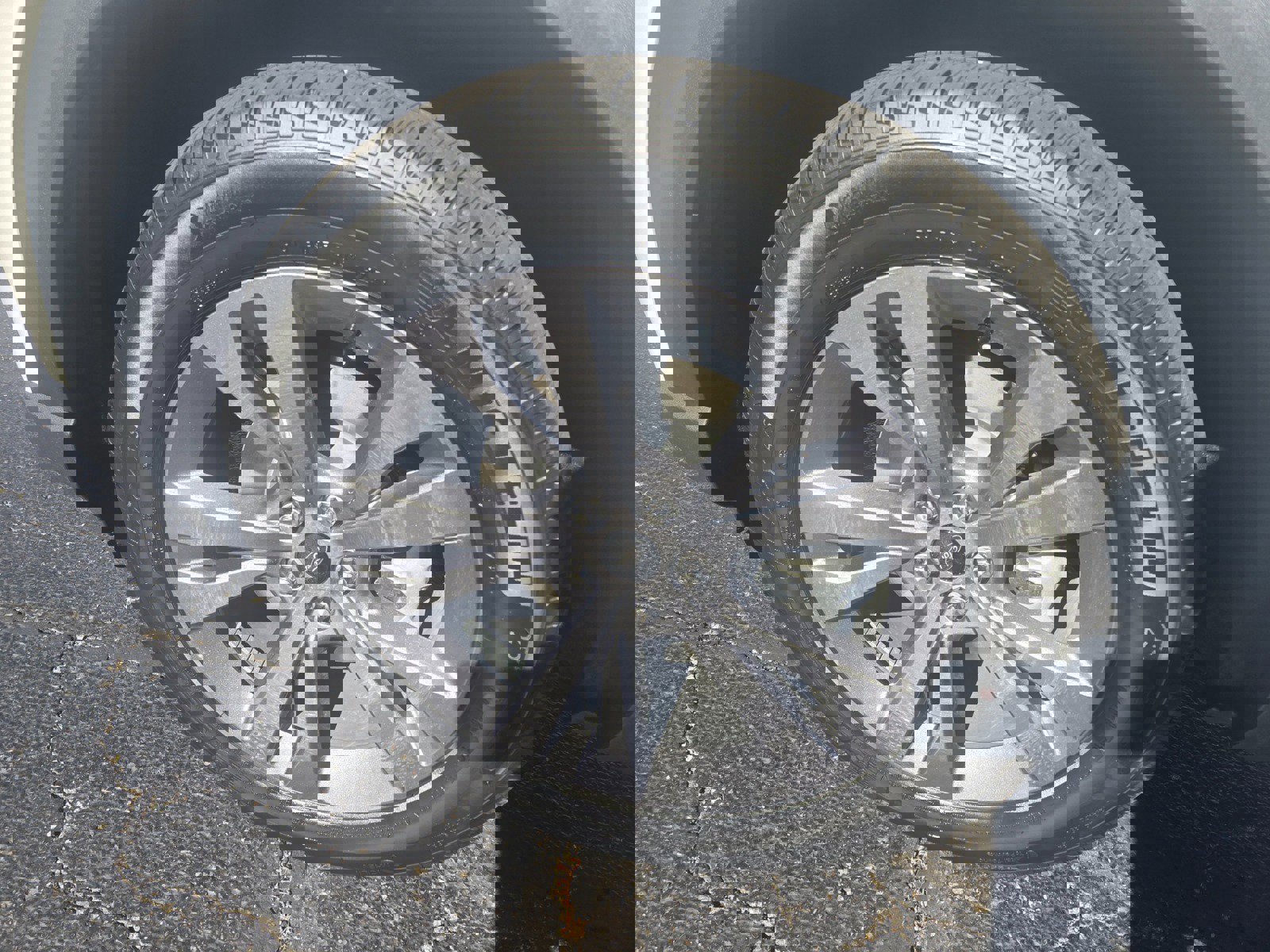 New 2025 Ford Explorer Active w/ Active Comfort Package image 19