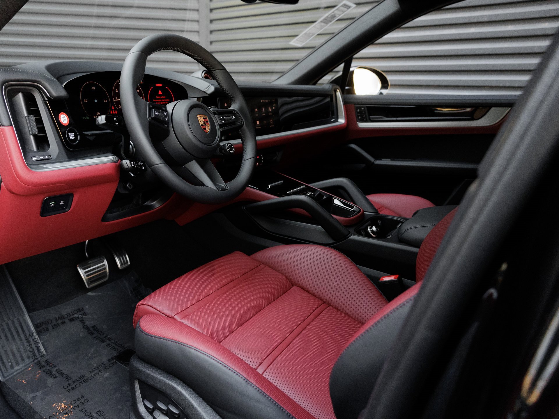 New 2026 Porsche Cayenne S image 4