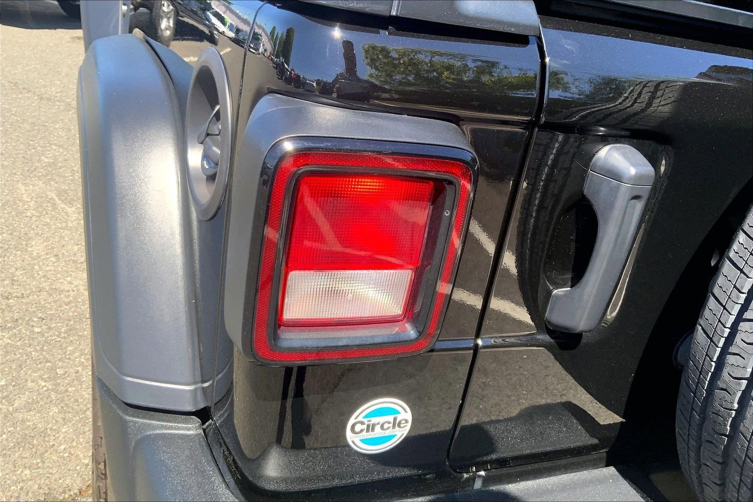 Certified 2024 Jeep Wrangler Sport AWD/4WD image 24