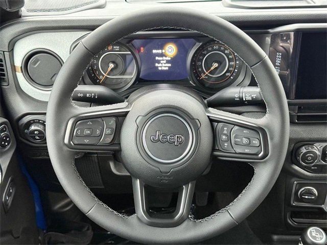 New 2025 Jeep Gladiator Sport image 14