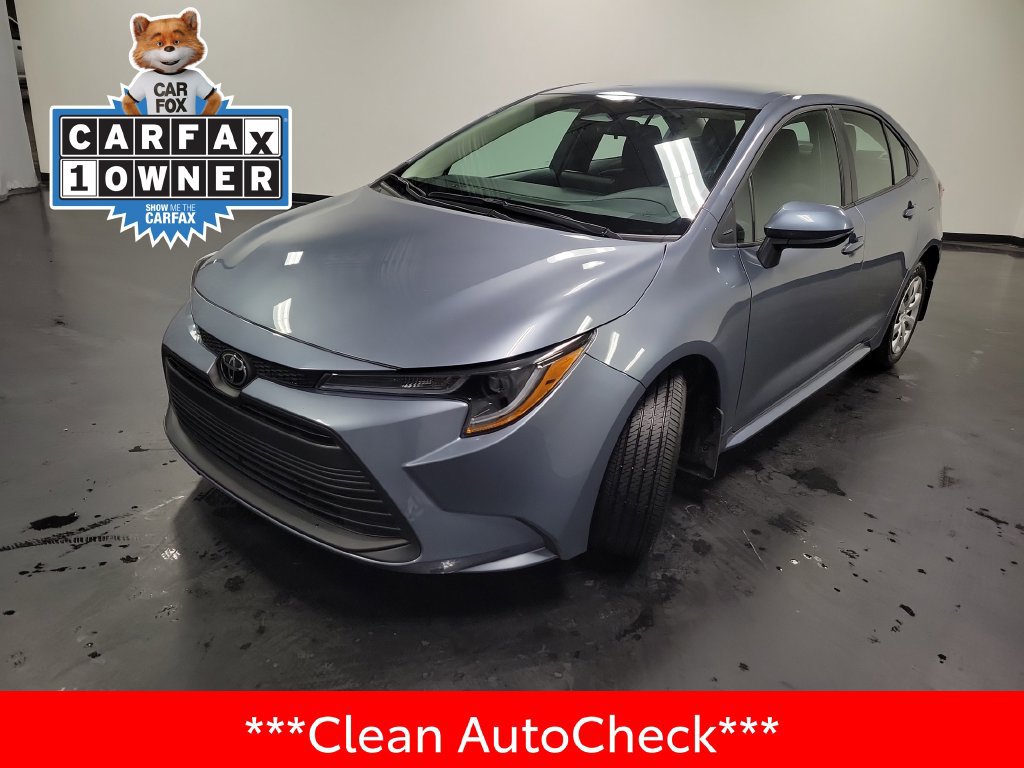 Used 2026 Toyota Corolla LE FWD image 4
