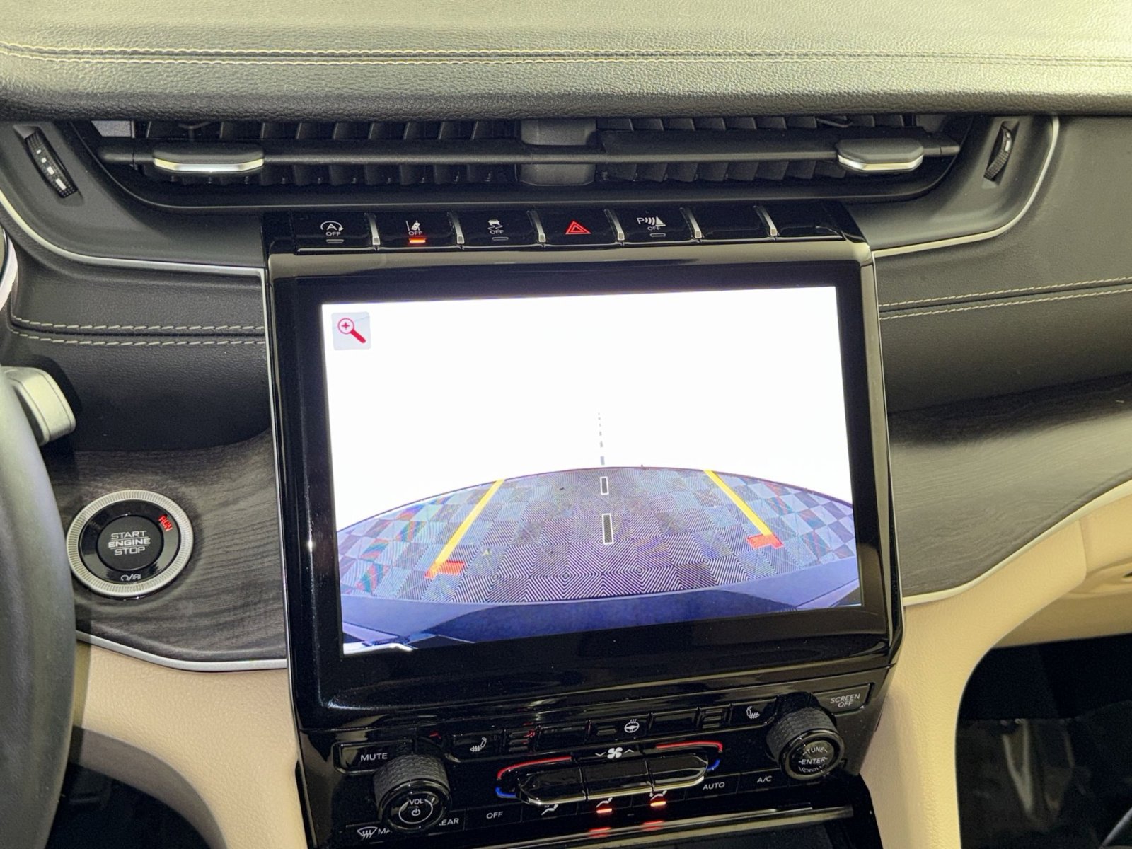 Used 2022 Jeep Grand Cherokee L Limited w/ MOPAR Finishing Package image 19