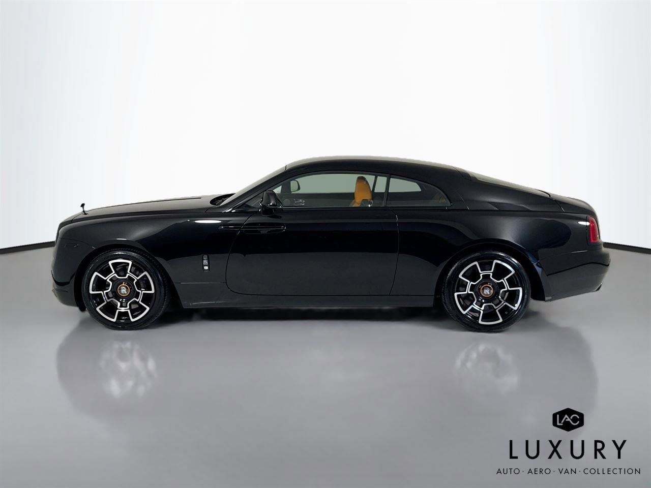 Used 2017 Rolls-Royce Wraith image 9