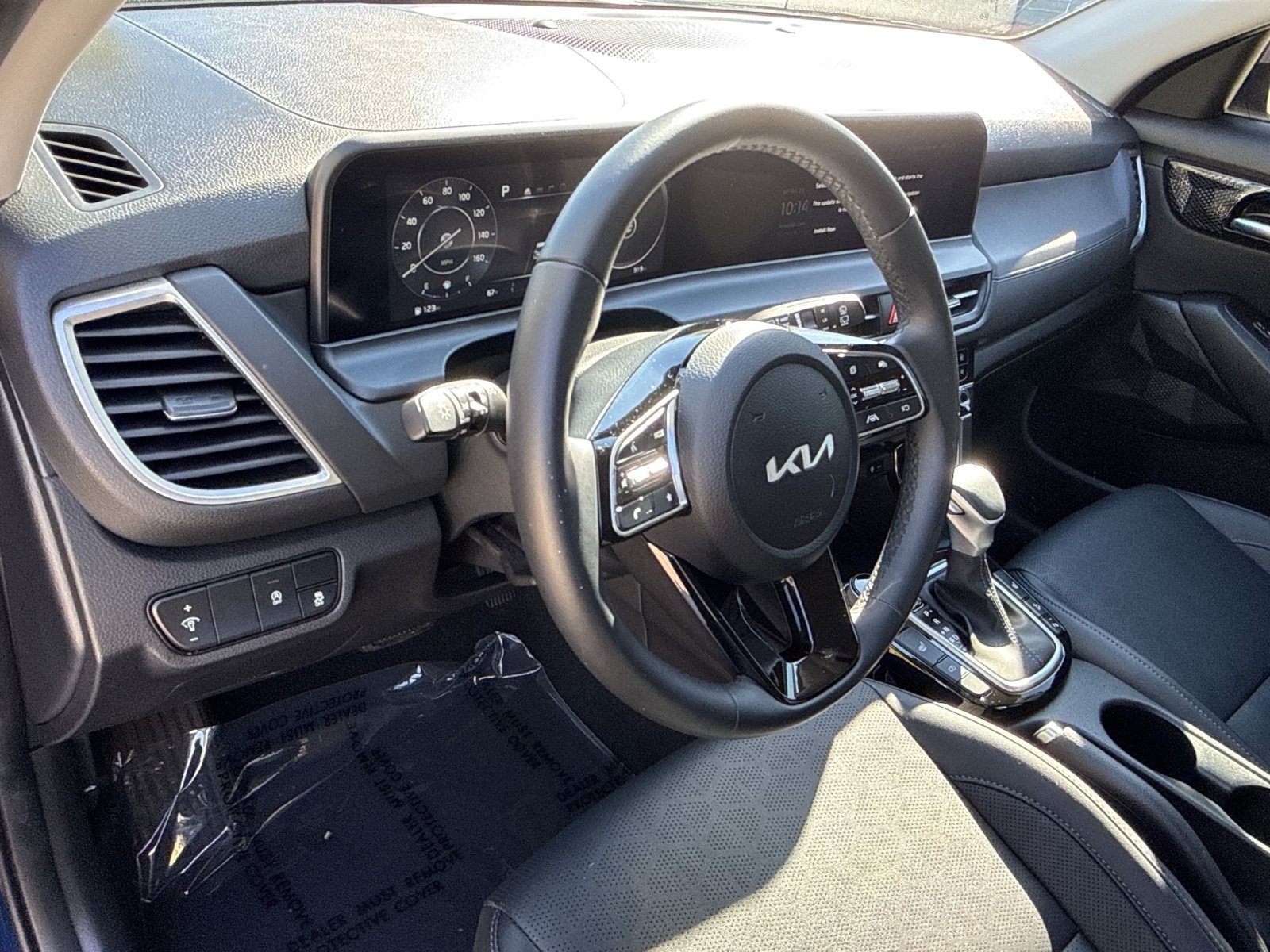 Used 2025 Kia Seltos EX FWD image 20