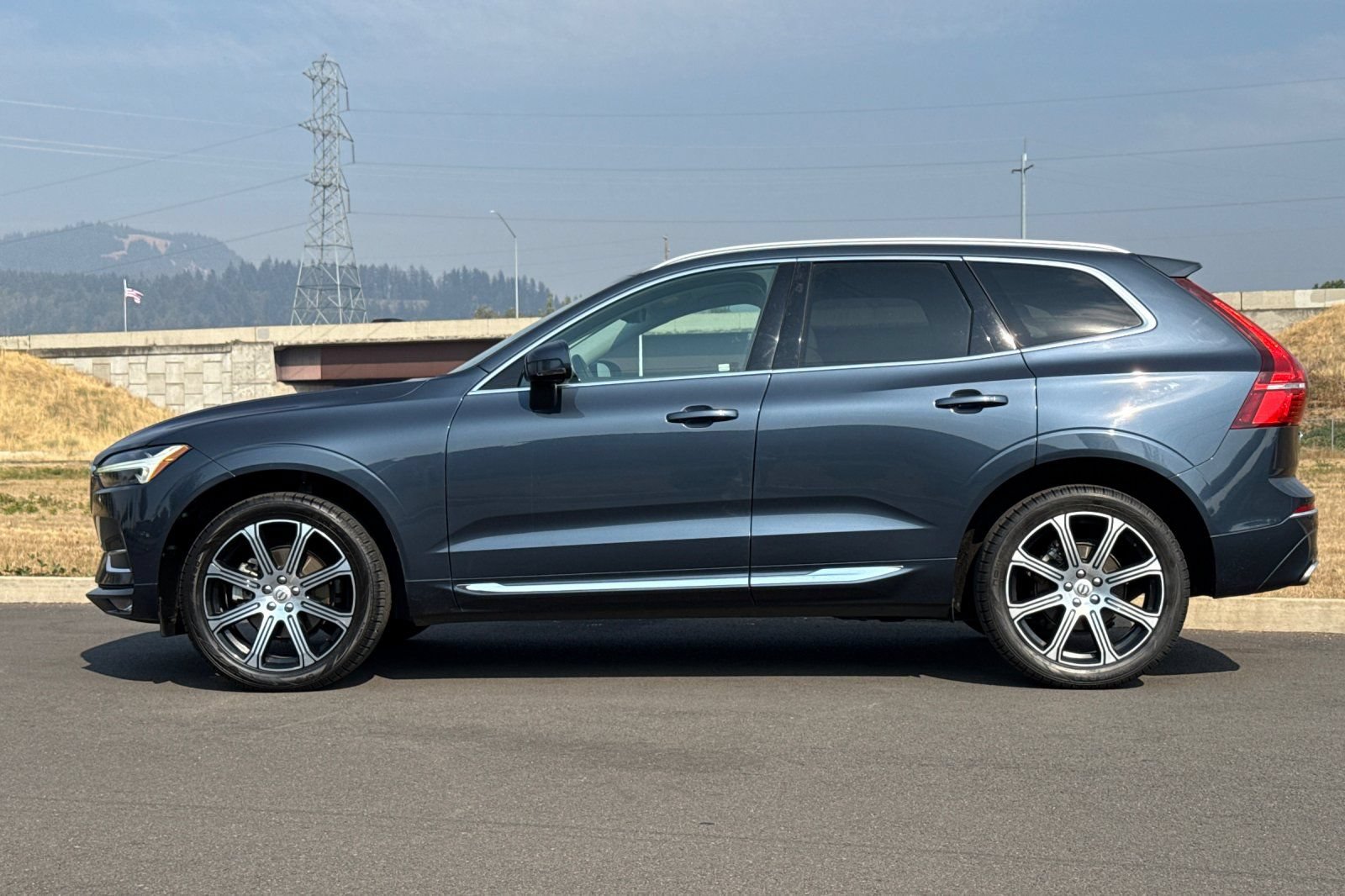 Used 2021 Volvo XC60 T5 Inscription w/ Protection Package Premier AWD/4WD image 6