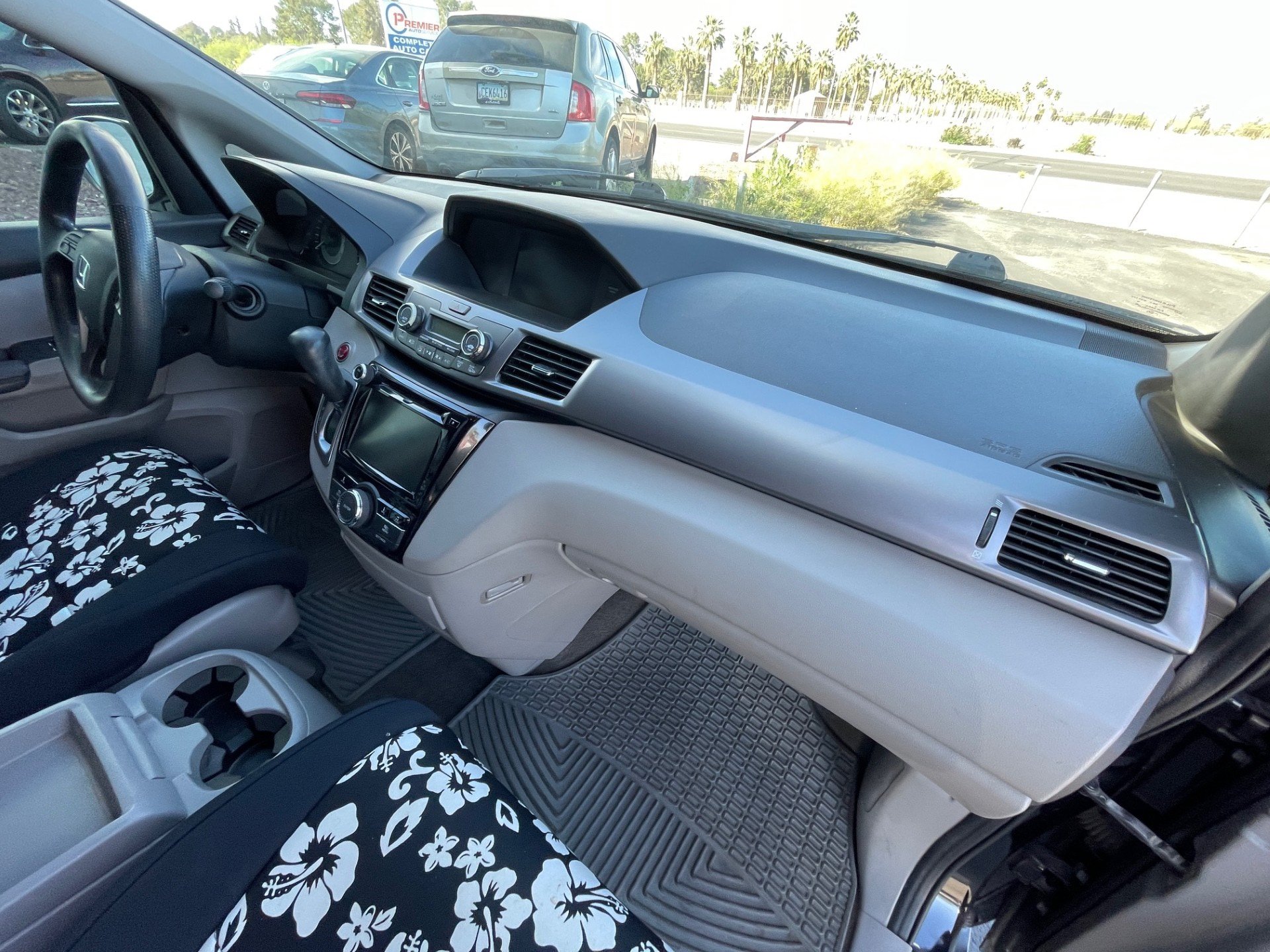 Used 2014 Honda Odyssey EX image 28