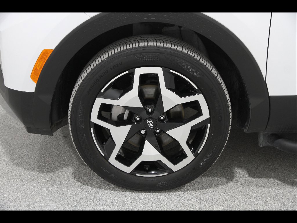 Certified 2024 Hyundai Santa Cruz Limited AWD/4WD image 22