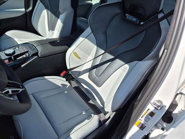 New 2027 BMW M5 Touring AWD/4WD image 3